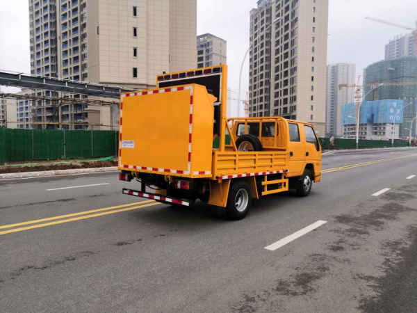 浙江防撞緩沖車(chē)出租